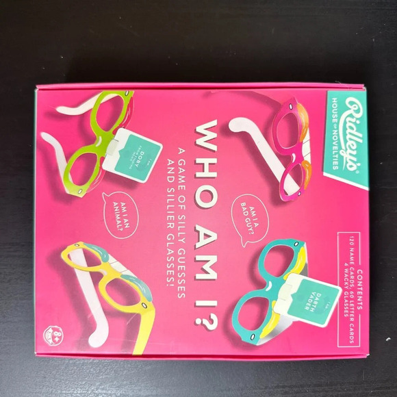 NIB WHO AM I? Party Game Board Game - Picture 2 of 7